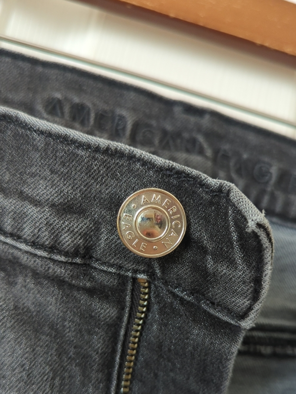 American Eagle Classic Retro 90s Boyfriend Relaxed High Waisted Jeans Black 8 - Picture 11 of 15